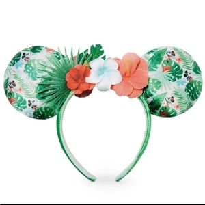 ⛄️ Tropical Hideaway Disney Ears